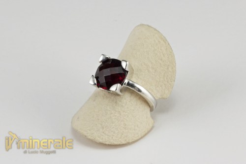 AN9-22Hub2300-2_gioielli_argento_pietre_dure_semipreziose_anelli_granato.logo