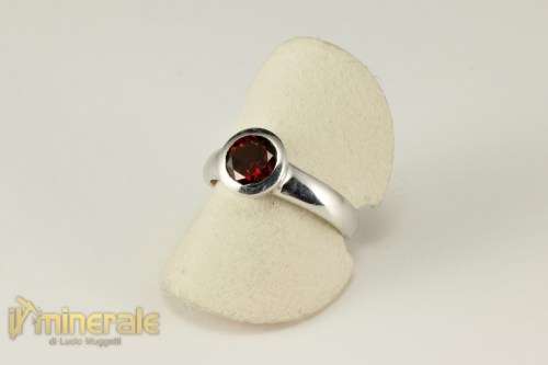 AN9-24Arn2250-2_gioielli_argento_pietre_dure_semipreziose_anelli_granato
