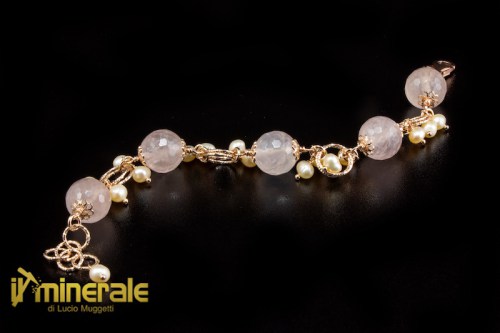 BR045bNs2510-1_gioielli_argento_bracciali_pietre_dure_semipreziose_quarzo_rosa_perle_coltivate.logo