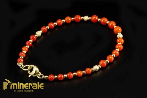 BR5-23Ns16030-1_gioielli_oro_pietre_dure_bracciali_corallo_rosso_sardegna-640