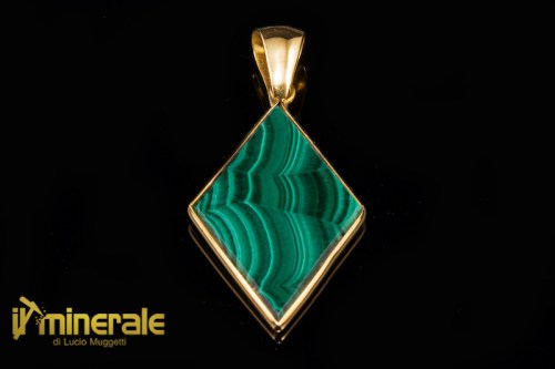 C1-06Ns4388-1_gioielli_oro_pietre_dure_semipreziose_ciondoli_charms_malachite.logo