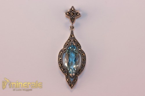 C2-25Imp5400-2_gioielli_argento_pietre_dure_semipreziose_ciondoli_charms_topazio_azzurro