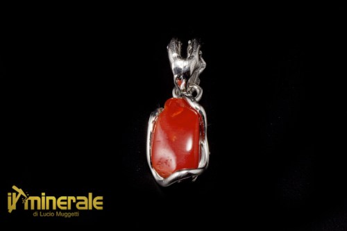 C4-22Ful1540-1_gioielli_argento_pietre_dure_ciondoli_charms_corallo_rosso_mediterraneo.logo