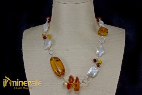 Ca006Ns9135-1_gioielli_argento_collane_catene_gorocolli_pietre_dure_ambra_naturale_baltico_perle_coltivate-640