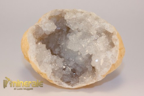MN1604-2_minerali_collezione_geodi_calcite_quarzo_marocco