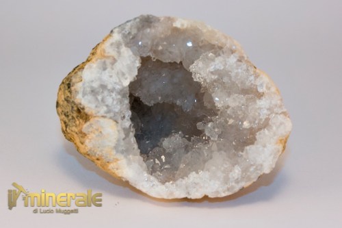 MN1608-2_minerali_collezione_geodi_calcite_quarzo_marocco