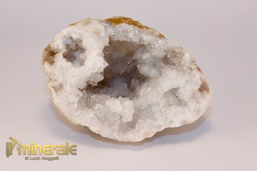 MN1609-2_minerali_collezione_geodi_calcite_quarzo_marocco