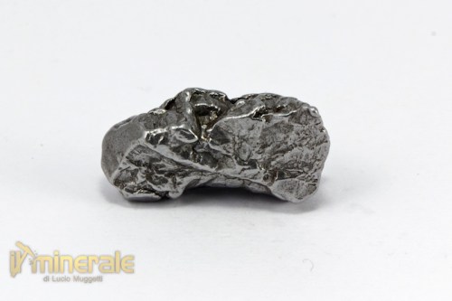 MN2063-3_minerali_collezione_cristalloterapia_meteoriti_ferro.logo