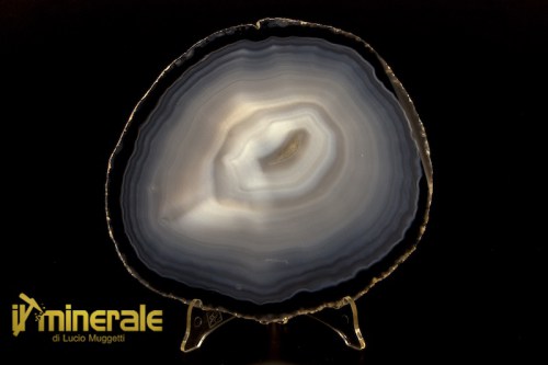 MN2310-1_minerali_collezione_oggetti_lavorati_fette_agata.logo