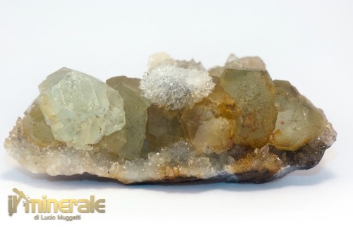 MN2588-3_minerali_collezione_fluorite_quarzo_cina