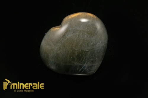 OG533-1_minerali_collezione_oggettistica_arredamento_labradorite_cuore.logo