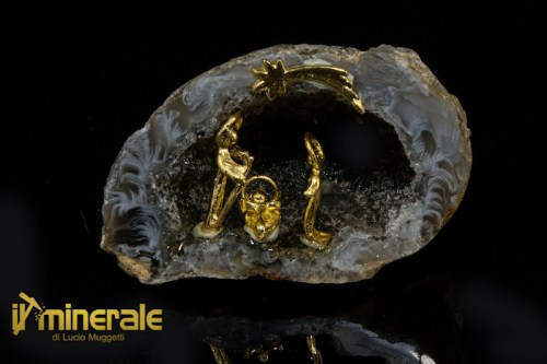 OG588-1_minerali_collezione_oggetti_lavorati_geode_agatas_quarzo_presepe.logo