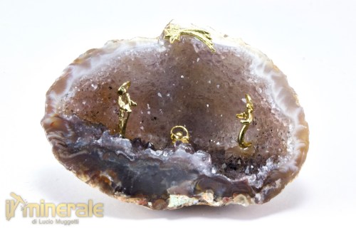 OG749-2_oggetti_lavorati_minerali_collezione_arredamento_geodi_agata_quarzo_presepe