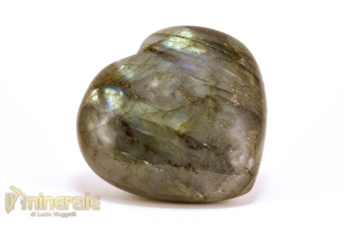 OG757-2_minerali_collezione_oggetti_lavorati_sfera_cuore_labradorite_madagascar