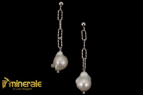 OR024mNs1830-1_gioielli_argento_pietre_dure_orecchini_pendenti_perle_coltivate_fireball_bianche