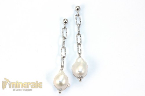 OR024mNs1830-2_gioielli_argento_pietre_dure_orecchini_pendenti_perle_coltivate_fireball_bianche