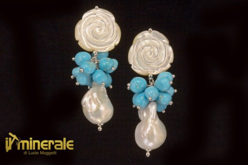 OR070FNs1405-1_gioielli_argento_orecchini_pendenti_pietre_dure_turchese_madreperla_perle_coltivate-640