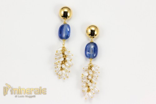 OR5-23Ns29602-2_gioielli_oro_pietre_dure_semiprezuise_orecchini_pendenti_cianite_perle_coltivate-640