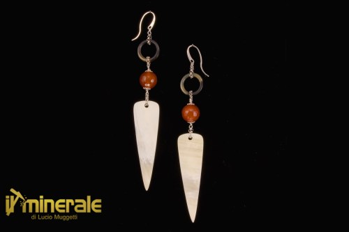 ORC4-24Ns1240-1_gioielli_argento_orecchini_pendenti_corno_pietre_dure_corniola